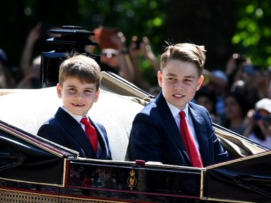 Ez a fiatal családtag örökölheti meg András herceg címét a lemondása után