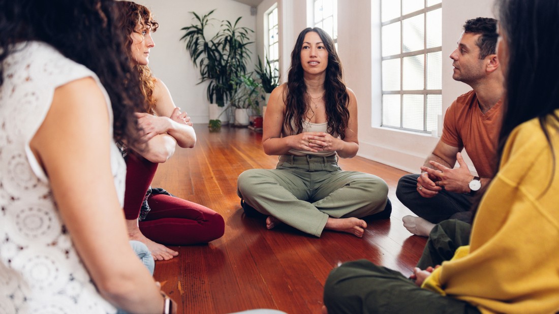 Az egyéni terápiák mellett az önsegítő közösségek is egyre népszerűbbek