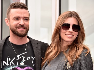 Jessica Biel akrobatának készül, de persze Justin Timberlake segítségével