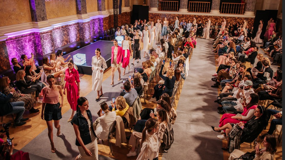 A Perwoll Fenntartható divat napja egyre népszerűbb és egyre közelebb kerülünk általa a saját ruháinkhoz