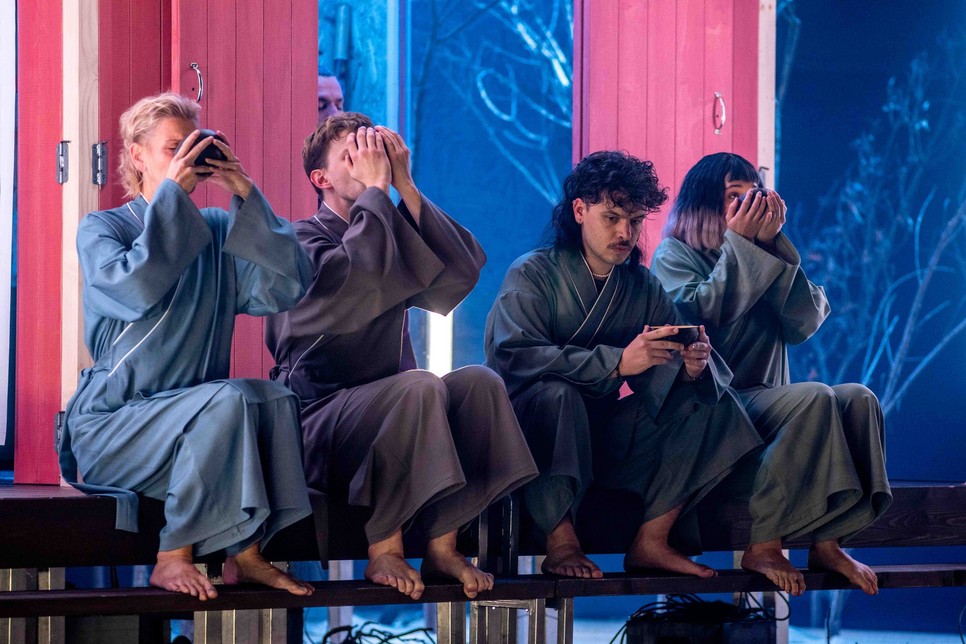 Alig egy hónapja mutatta be a Katona József Színház a Radical Relaxot