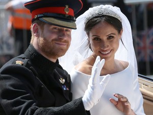 Zokogás! Harry herceg úgy csinált, mintha édesanyja élne és ott lenne az esküvőn....