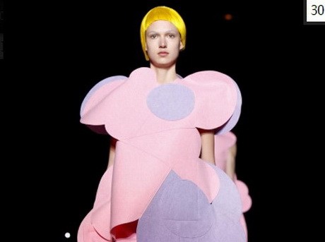 Commes des Garcons - 3. look, Fotó: nowfashion