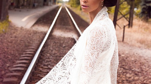 Dukai Regina: ˝Hányszor szerettek volna minket a földbe döngölni, de csak még erősebbé tették a Sugarbird csapatát˝