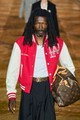 Louis Vuitton 2024 tavasz nyári férfi kollekció, melyet Pharell Williams jegyez
