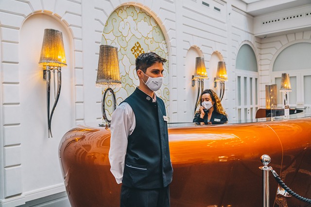 Négycsillagos városi palota a Dunától egy karnyújtásnyira: újranyitott a Prestige Hotel Budapest