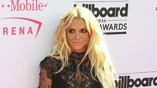 Jesszus! Britney Spears egy szál bugyiban a díjátadón!