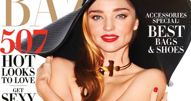 Miranda Kerr félmeztelenül a Harper´s Bazaar címlapján