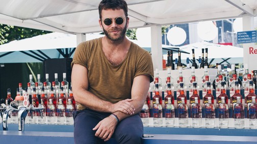 TOMS: Egy cipő, amivel segíthetsz a rászorulókon