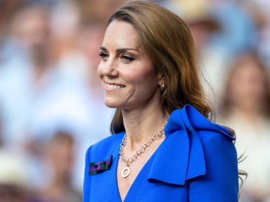 Futótűzként terjed Katalin hercegné videója, amiben nyilvánosan kért bocsánatot férjétől