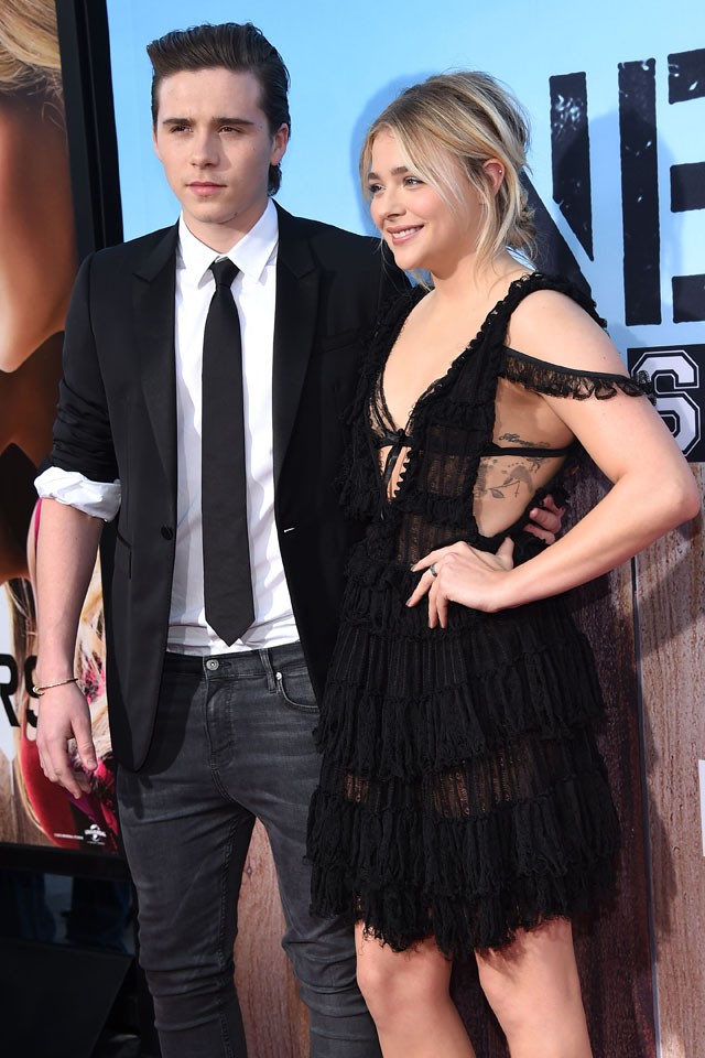 brooklyn beckham, chloe grace moretz, premier, pár, david beckham