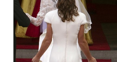 Pippa Middleton műfeneket viselt az évszázad esküvőjén?