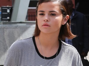 Neked is voltak olyan hajcsatjaid, mint Selena Gomez hajában, csak te tagadod!