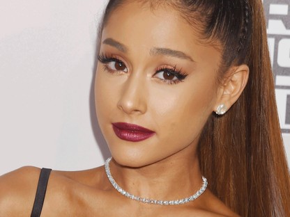 Ariana Grande természetes hajától mindig sokkot kapnak a rajongók 