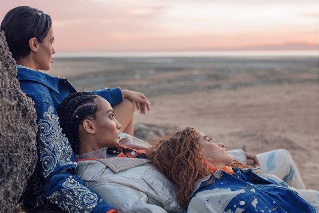 "Polgárháború miatt menekülve találtam rá a divatra" – Interjú Ibrahim Shebani-val, a Born in Exile márka alapítójával