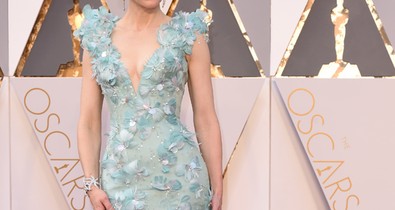 Cate Blanchett virágba borult ruhája volt a legromantikusabb Oscar-szett