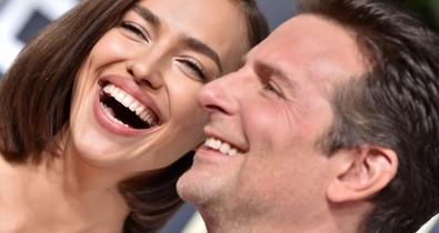 Irina Shayk és Bradley Cooper között csak úgy izzik a levegő közös nyaralásukon