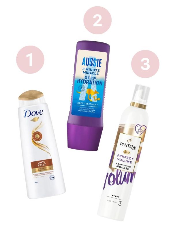 1. Anti Frizz sampon DOVE 1699 Ft/400 ml (4,24 Ft/1 ml) GLAMOUR-kuponnal, 25% kedvezménnyel 1274 Ft A Rossmann üzleteiben, online és a mobilapplikáción keresztül  2. Deep Hydratation hajpakolás AUSSIE 2209 Ft/200 ml (11,04 Ft/1 ml) GLAMOUR-kuponnal, 30% kedvezménnyel 1546 Ft A Rossmann üzleteiben, online és a mobilapplikáción keresztül 3. Pro-V Perfect-Volume hővédő hajhab biotinnal PANTENE 2399 Ft/200 ml (11,99 Ft/1 ml) GLAMOUR-kuponnal, 25% kedvezménnyel 1799 Ft A Rossmann üzleteiben, online és a mobilapplikáción keresztül