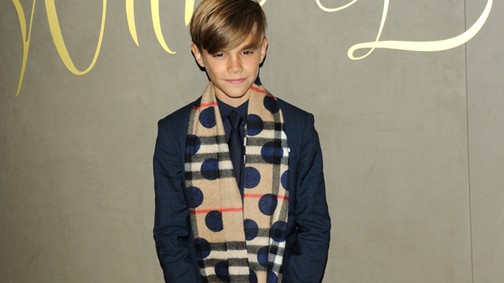 Hamarosan karácsony! Gyere hangulatba a Burberry videójával