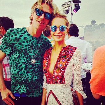 A boldog pár: James Cook és Poppy Delevingne.