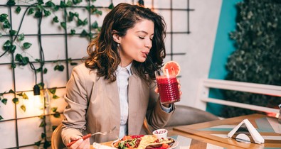 Filléres ital, ami csökkenti a vérnyomást és a szívbetegségek kockázatát: a nyári melegben hűsít és hidratál is