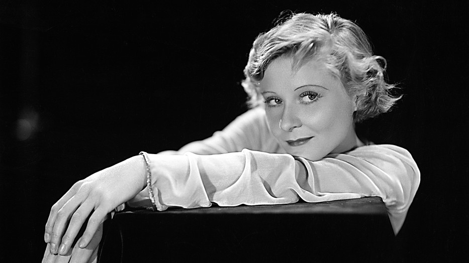 Peg Entwistle ígéretes színésznő volt, rengeteg tragédiával az életében