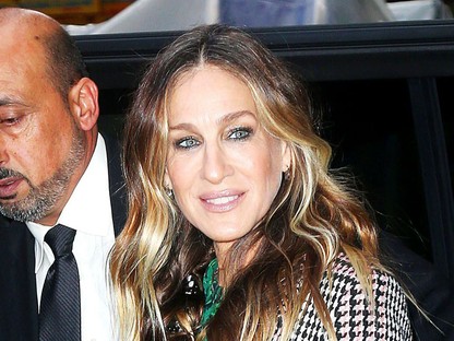 Boyfriend kabát: Sara Jessica Parker bemutatja az idei tél divatőrületét