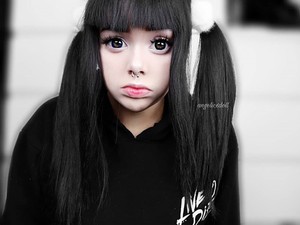 Ez a lány babaként él, mégis a belső szépséget tartja a legfontosabbnak!