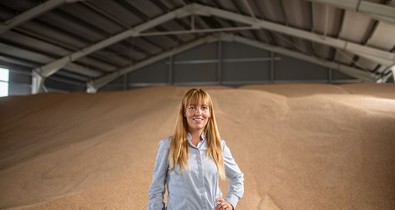 Tóth Diána igazi farmer, aki a mezőgazdaság szeretete mellett a megjelenésére is nagy hangsúlyt fektet