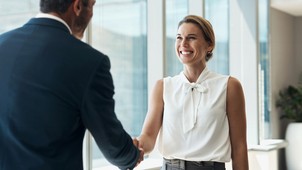 „A nők ma már dolgozhatnak, megvalósult a nemek egyenjogúsága!” – Egy gyakran hangoztatott közhely, csak kár, hogy nem igaz