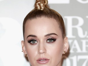 Megdöbbentő vallomás: Katy Perry az öngyilkosságról beszélt