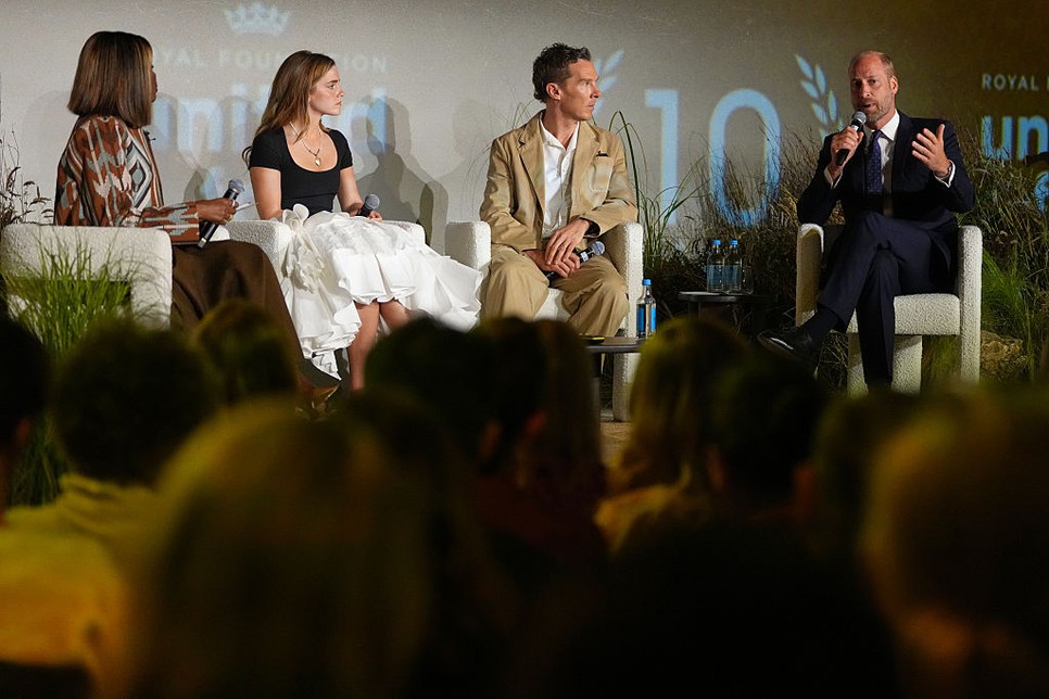 Emma Watson, Vilmos herceg és Benedict Cumberbatch a Londoni Klímahét keretében megrendezett United for Wildlife üzleti fórum színpadán