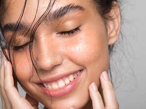 Álomszép bőr? Ez a Tiktok trend csodákat tesz majd az alapozóddal