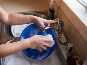 Az Unilever 2030-ra kivonja petrolkémiai hatóanyagokat a tisztító- és mosószereiből