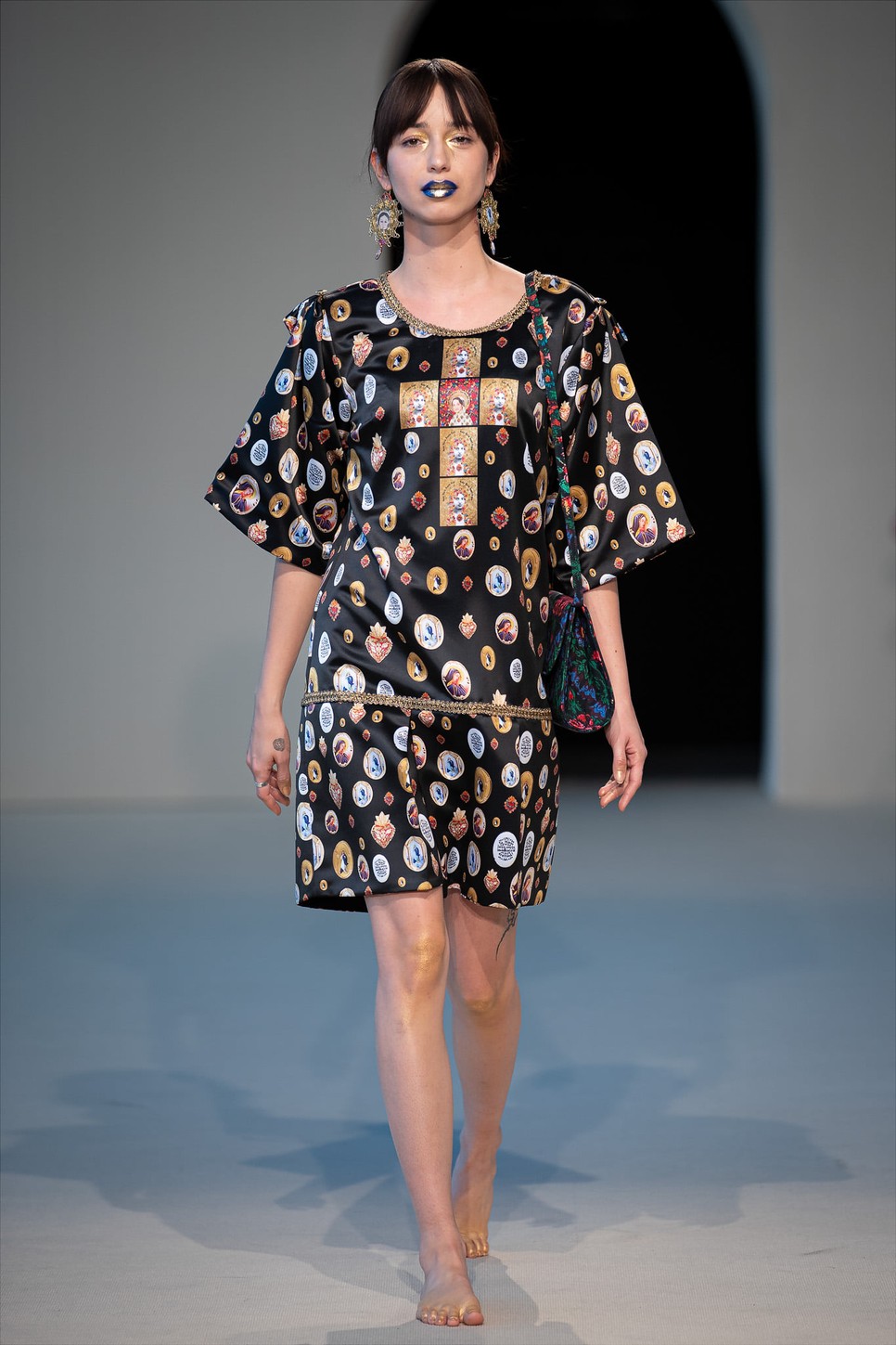 Szent Madonnák a Romani Design legújabb kollekciójában