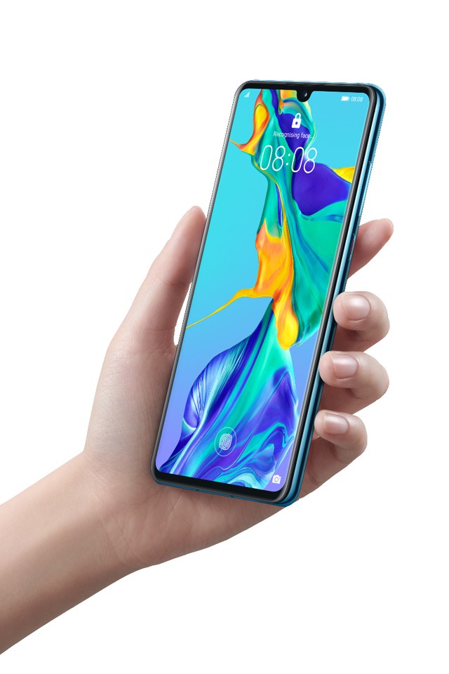 Kijött az új Huawei okostelefon és bombább, mint eddig bármi!