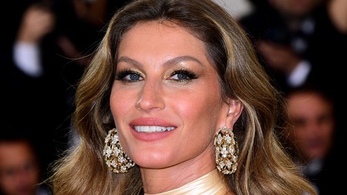 Már mindent értünk! Láttad már Gisele Bünchen anyukáját?