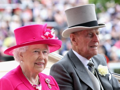 Arcpirító megjegyzéssel hozta zavarba Erzsébet királynőt Fülöp herceg, egy bennfentes árulta el a pikáns részleteket