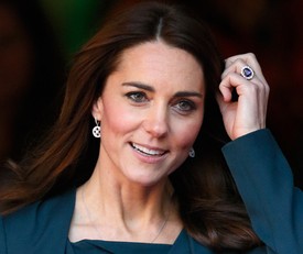 Kék eljegyzési gyűrűk