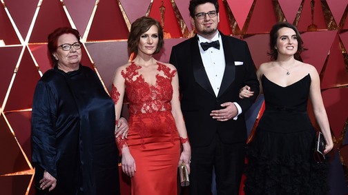 Szamosi Zsófia színésznő ruhája mindent vitt az Oscar-gálán