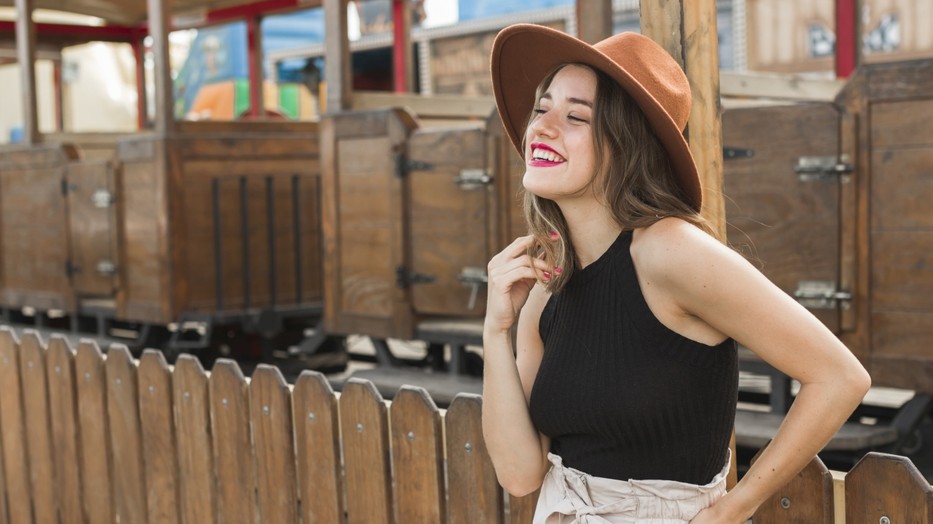 Dolgozhatsz online divatos brandnek social media managerként.