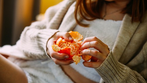 A „narancspucolás teória” tényleg olyan sokat elárul a párkapcsolatodról?