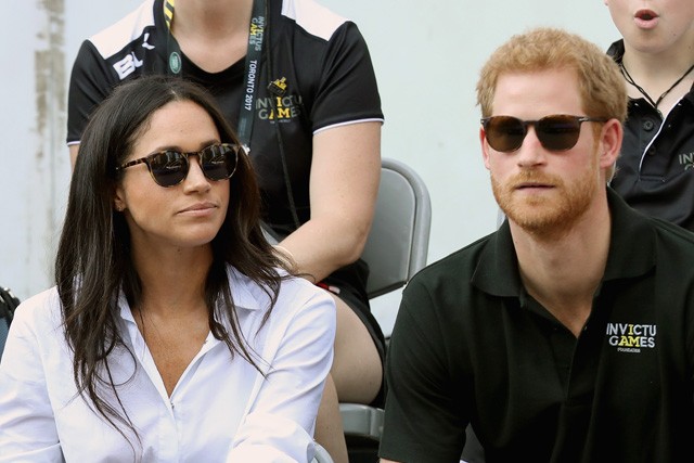 Úristen! Valaki mérgezett borítékot küldött Meghan Markle-nek és Harry hercegnek!