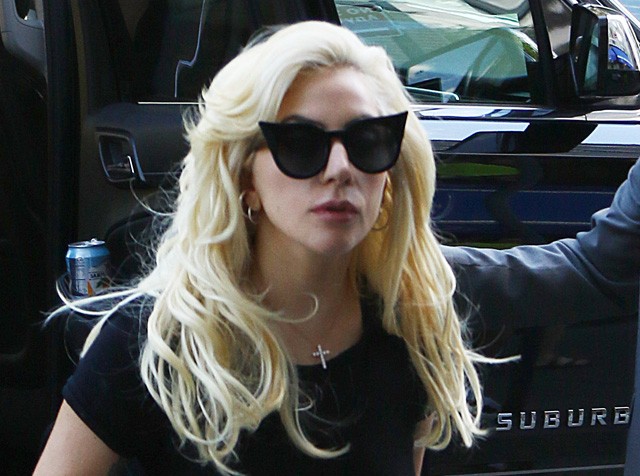 lady gaga, popsztár, utcai stílus, stílusa, extrém