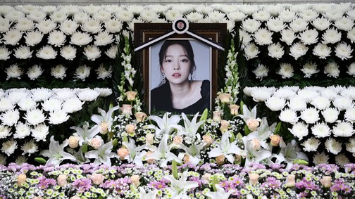 A harmadik K-pop sztár lett öngyilkos 2 hónap alatt