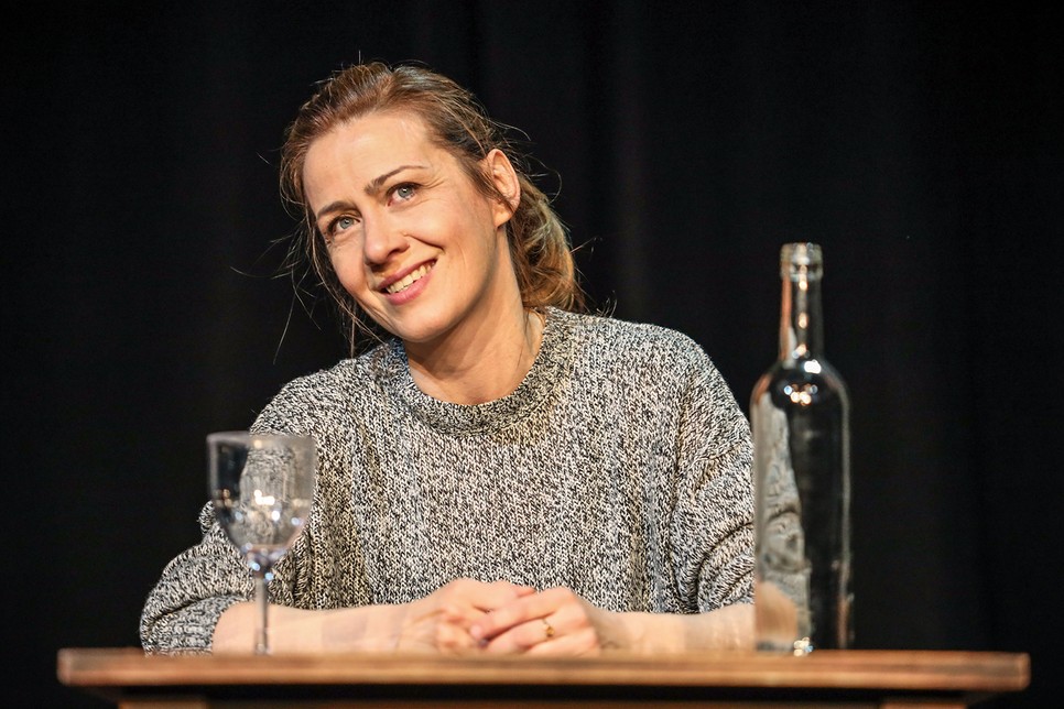 A darab mindenkihez szól