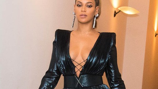 Zseniális! Így reagál egy átlagos nagymama, amikor megpillantja Beyoncé-t!