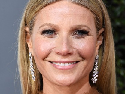 A hollywoodi öregedésfóbia bekaphatja: Gwyneth Paltrow lenőtt ősz hajjal érkezett a Golden Globe gálára