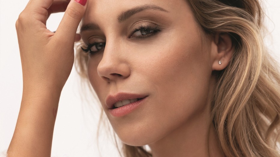 Ne aggódj, a ragyogásról most sem kell lemondanod, maximum egy kicsit több figyelmet kell fordítanod bőröd és hajad táplálására