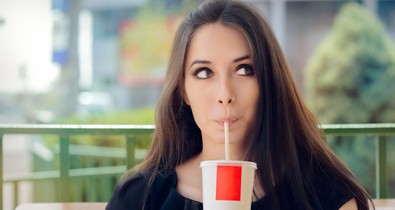 Te is fogyasztod? Napi két pohár ebből az italból megnöveli a bélrák kialakulásának veszélyeit egy új kutatás szerint
